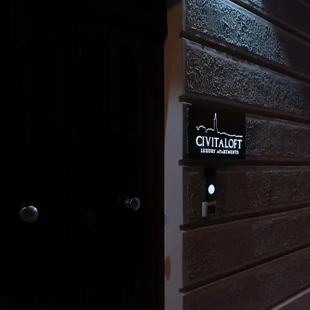 Civitaloft Luxury בית הארחה