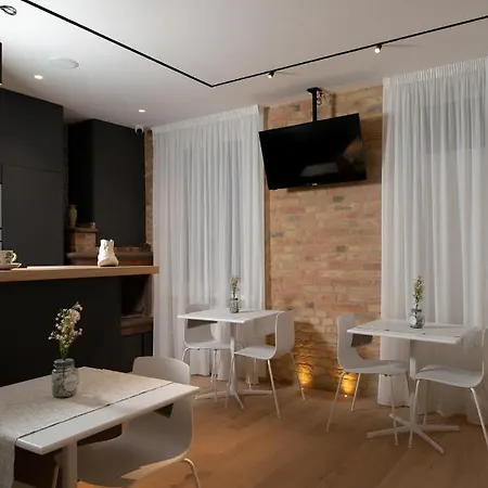 Civitaloft Luxury צ'יביטאנובה מארקה